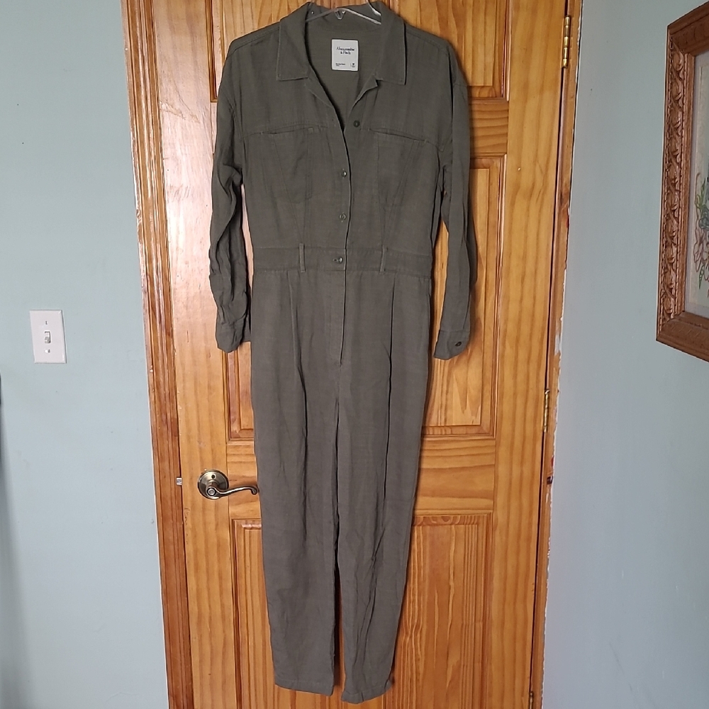 Abercrombie & Fitch Olive Jumpsuit